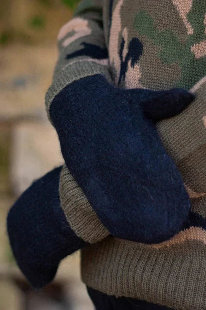 Teddy Mittens NORGÄTE alpaca knitwear sustainably made in Peru